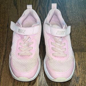 NIKE Wearallday Low Pink Foam Kids Light Pink Sneakers - Girls Size 2Y